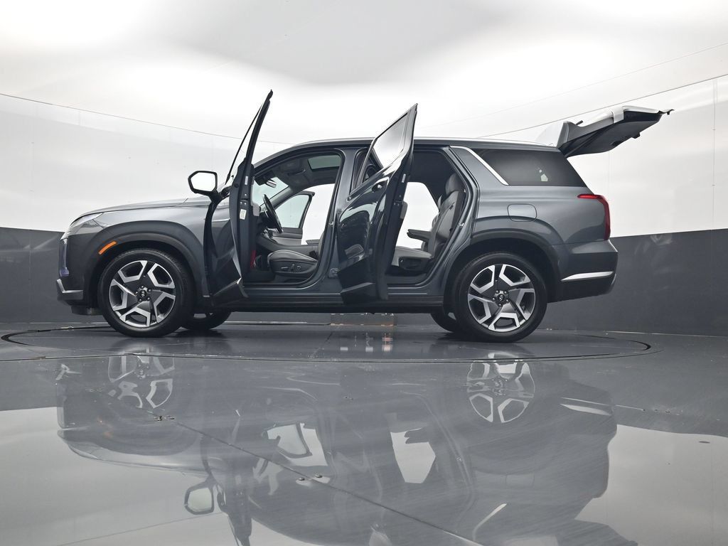 Certified 2024 Hyundai Palisade SEL w/ Premium Package AWD/4WD image 36