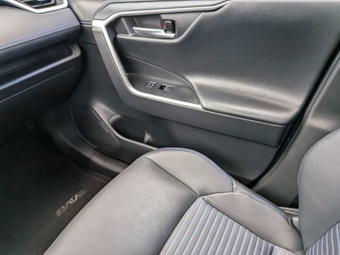 Used 2023 Toyota RAV4 XSE AWD/4WD image 21