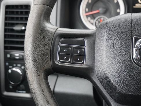 Used 2015 RAM 1500 ST w/ SXT Appearance Group image 10