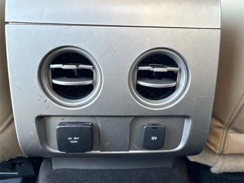 Used 2013 Ford F150 Lariat w/ Luxury Equipment Group image 16