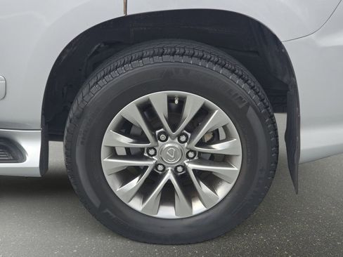 Used 2015 Lexus GX 460 Luxury AWD/4WD image 31