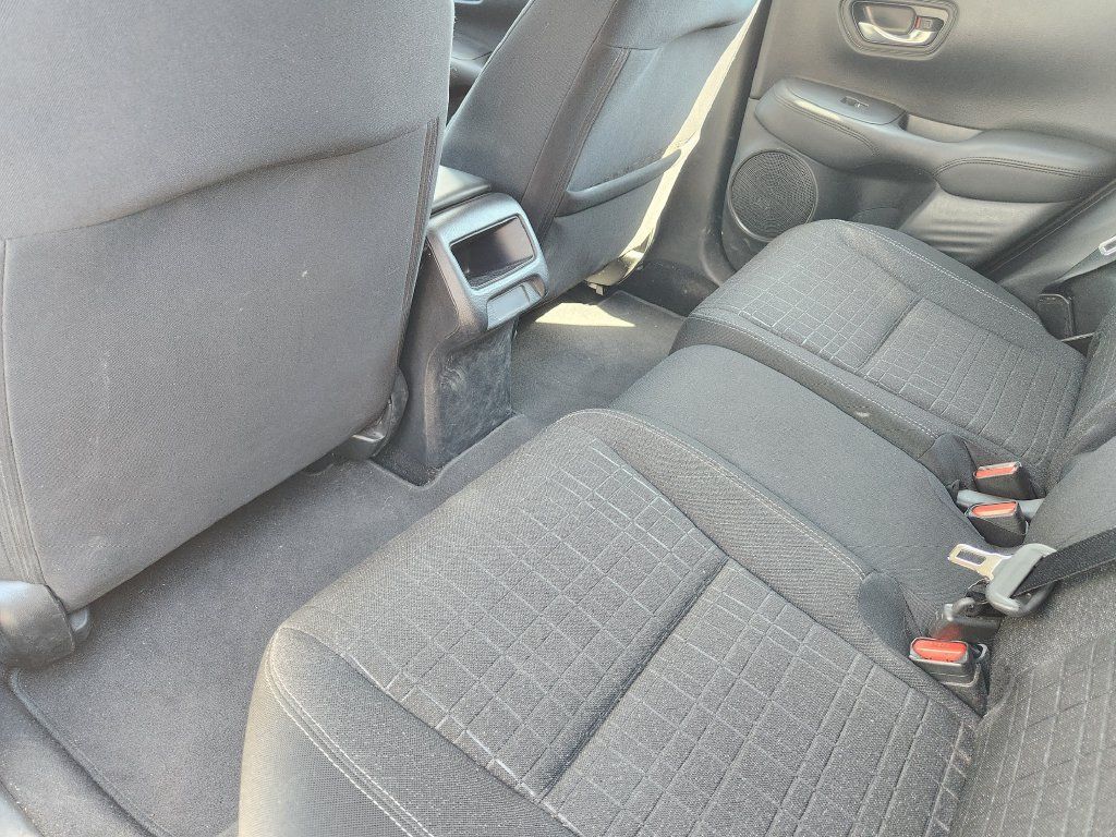 Used 2024 Honda HR-V LX image 24