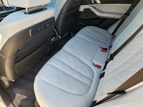 Used 2023 BMW X5 xDrive40i w/ Executive Package image 36