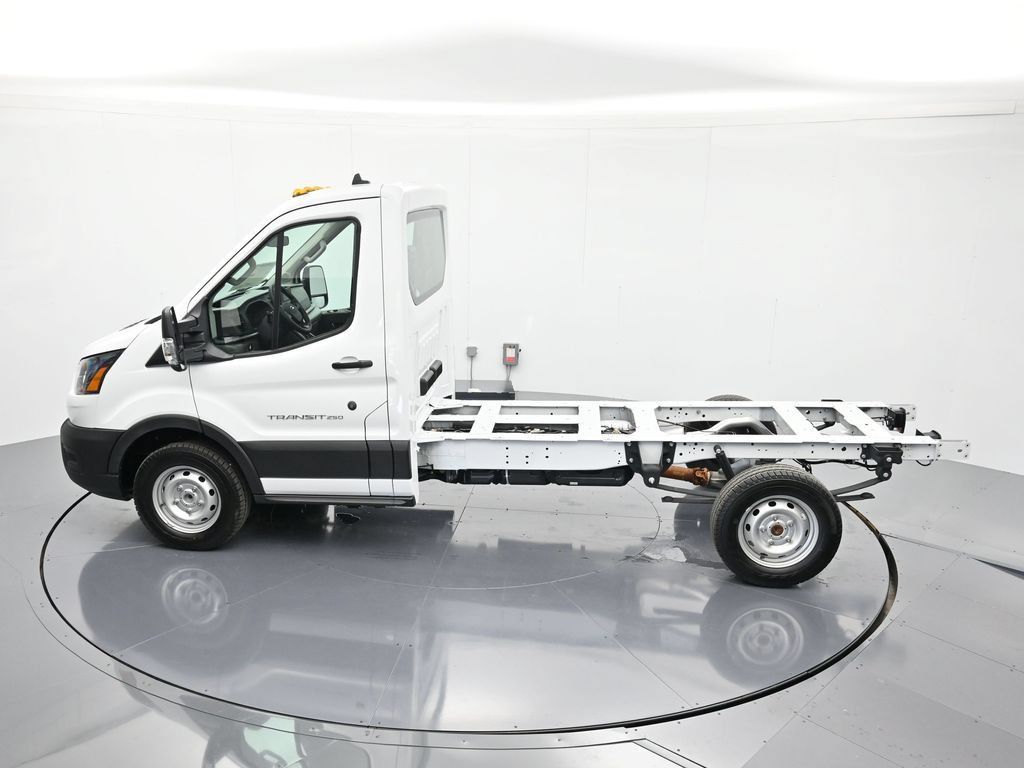 New 2025 Ford Transit 250 w/ Upfitter Package RWD image 30