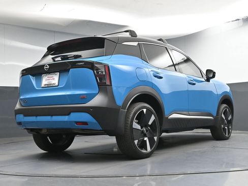 Used 2025 Nissan Kicks SR w/ Illumination Package FWD image 23