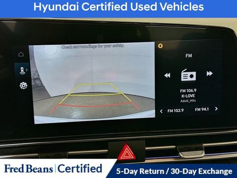 Certified 2025 Hyundai Elantra SEL FWD image 18