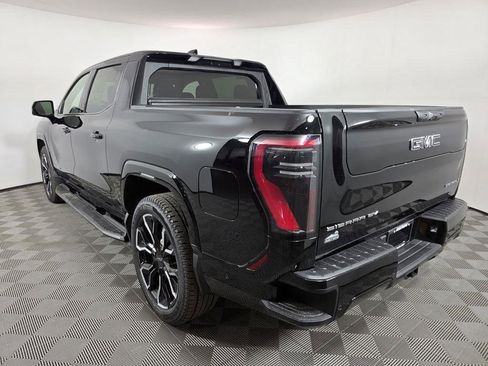 Used 2025 GMC Sierra EV Denali image 3