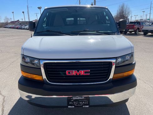 Used 2023 GMC Savana 3500 LS w/ Chrome Appearance Package image 12
