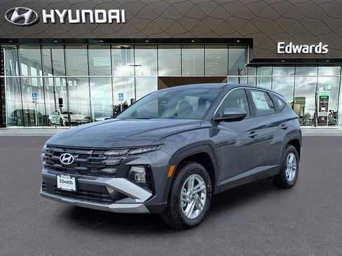 New 2026 Hyundai Tucson SE image 1