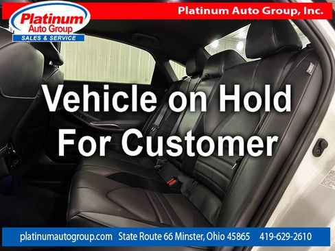 Used 2019 Toyota Avalon Touring FWD image 29