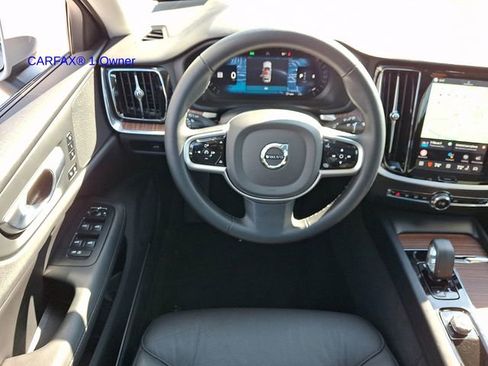 Certified 2025 Volvo V60 B5 Cross Country Plus AWD/4WD image 13