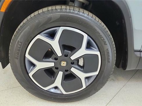 Used 2024 Rivian R1T Adventure image 61
