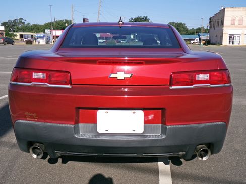 Used 2014 Chevrolet Camaro LS RWD image 3
