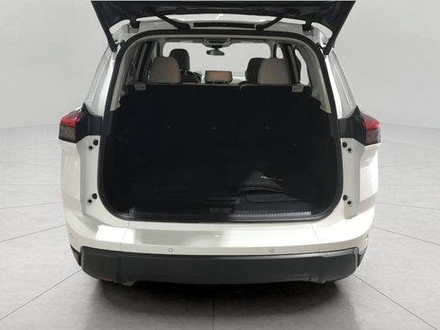 Used 2025 Nissan Rogue SV image 13
