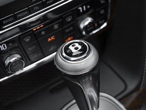 Used 2014 Bentley Flying Spur W12 image 32