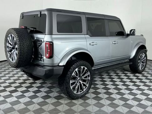 Used 2023 Ford Bronco Outer Banks AWD/4WD image 7