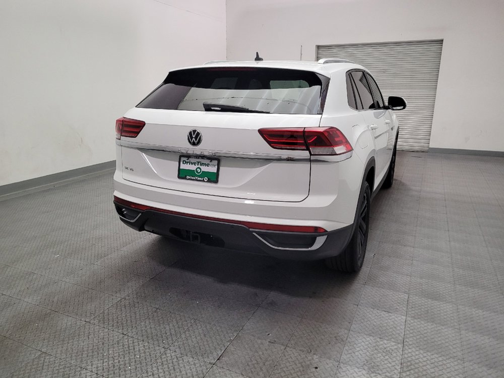 Used 2022 Volkswagen Atlas Cross Sport SE FWD image 7