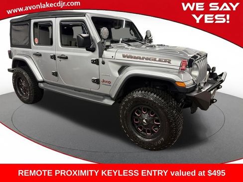 Used 2018 Jeep Wrangler Unlimited Sahara image 8