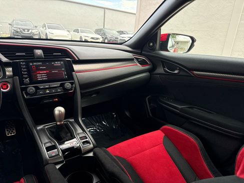 Used 2021 Honda Civic Type R image 22