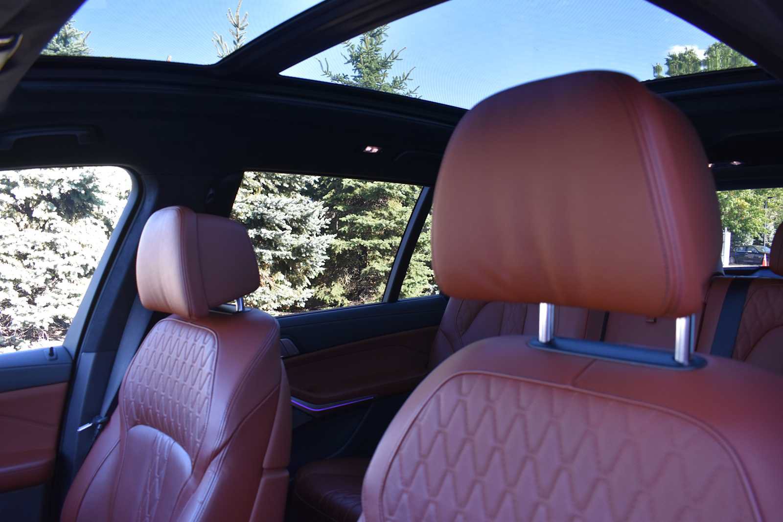 Used 2024 BMW X7 M60i w/ Executive Package AWD/4WD image 21