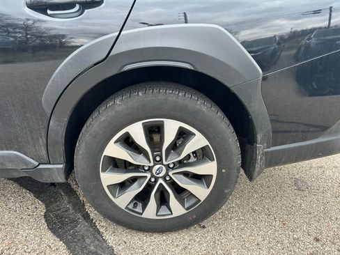 Used 2025 Subaru Outback Limited image 22