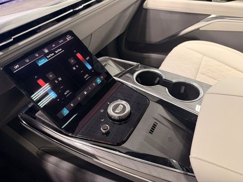 Used 2026 Cadillac Escalade IQL Sport 1 image 40