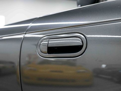 Used 2003 Ford Thunderbird RWD image 27