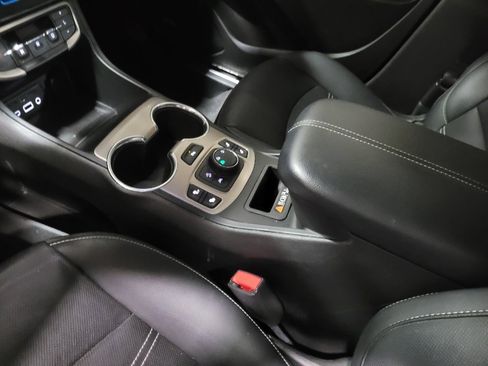 Used 2022 GMC Terrain Denali AWD/4WD image 26