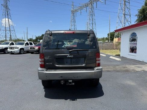 Used 2010 Jeep Liberty Sport w/ Trailer Tow Class III Group AWD/4WD image 5