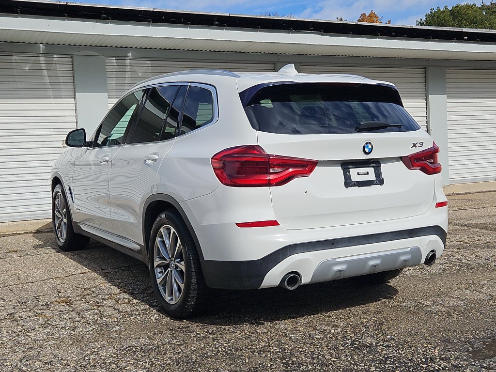 Used 2018 BMW X3 xDrive30i AWD/4WD image 3