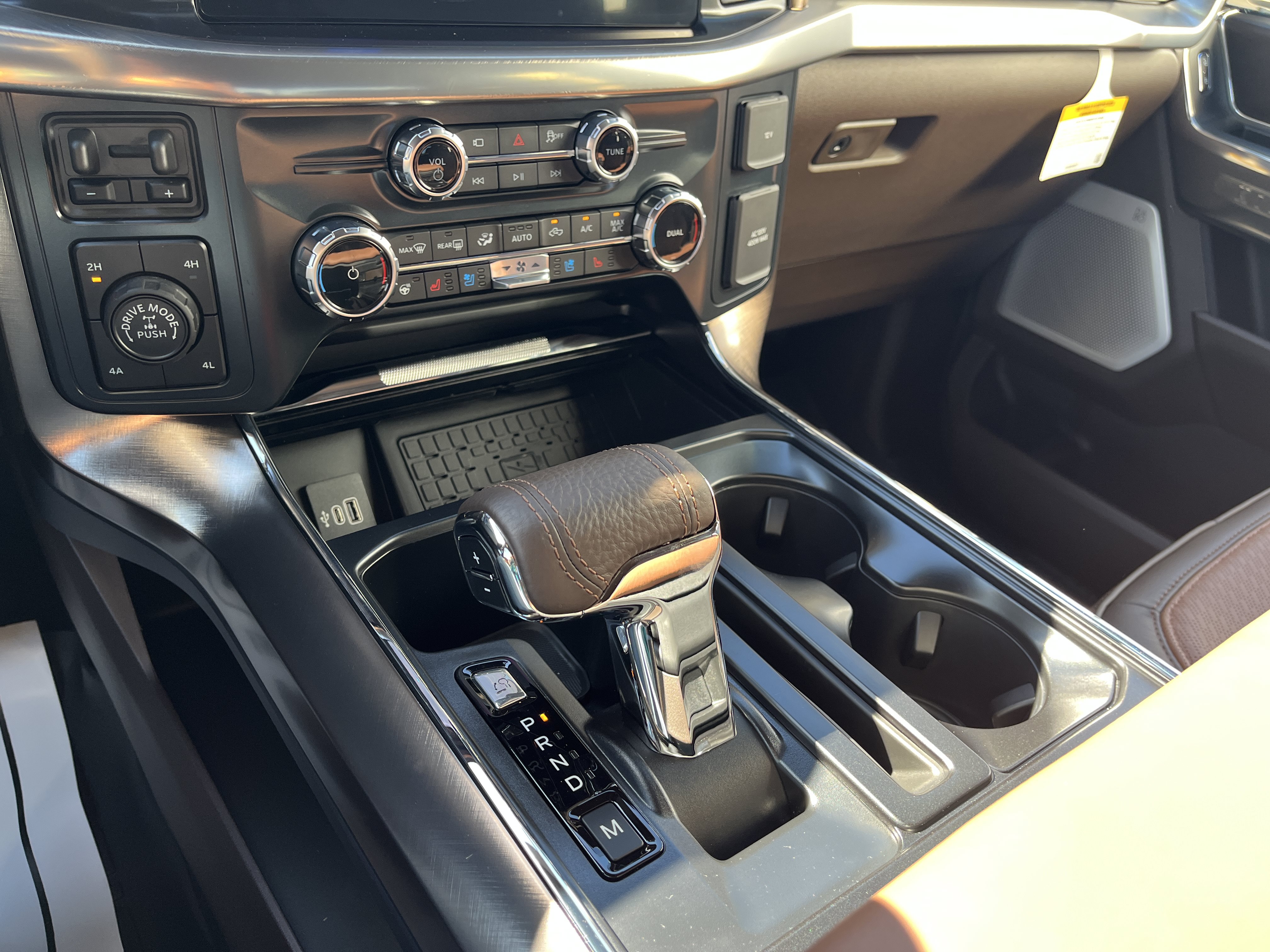 New 2026 Ford F150 King Ranch w/ Equipment Group 601A High AWD/4WD image 24