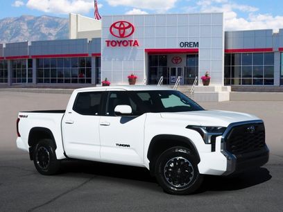 New 2026 Toyota Tundra SR5 w/ TRD Off-Road Package