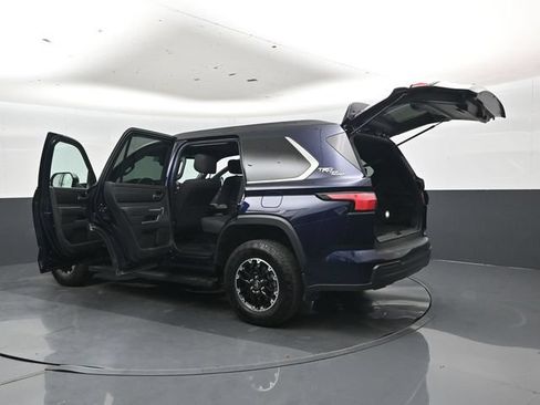 Used 2025 Toyota Sequoia SR5 w/ TRD Off-Road Package AWD/4WD image 51