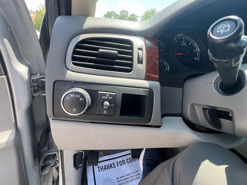 Used 2014 Chevrolet Tahoe LT w/ Luxury Package image 11