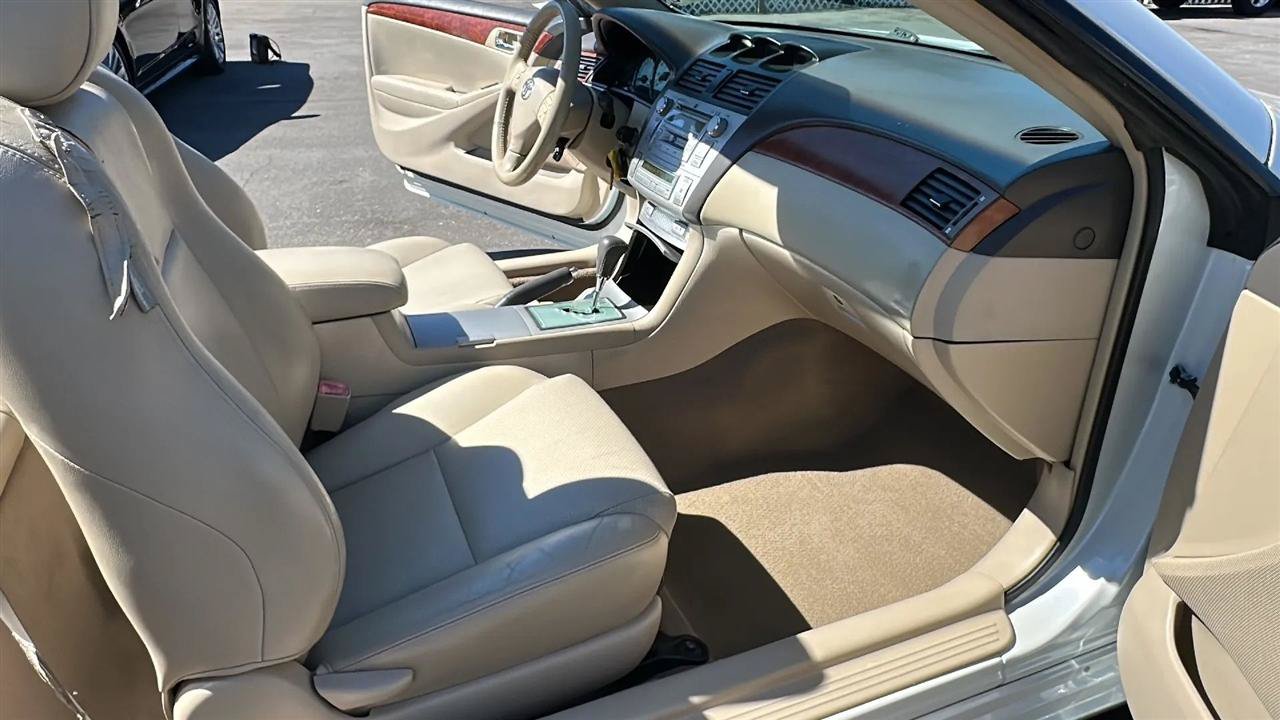 Used 2006 Toyota Solara SLE FWD image 30