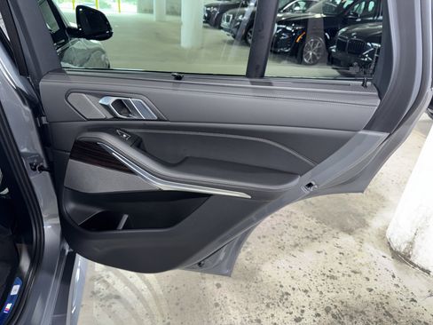 New 2026 BMW X5 xDrive40i w/ M Sport Package image 10