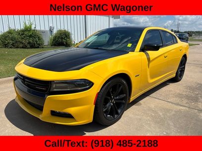 Used 2017 Dodge Charger R/T w/ Plus Group