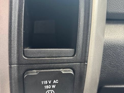 Used 2018 RAM 1500 Big Horn AWD/4WD image 22
