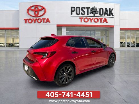 Used 2023 Toyota Corolla XSE FWD image 10