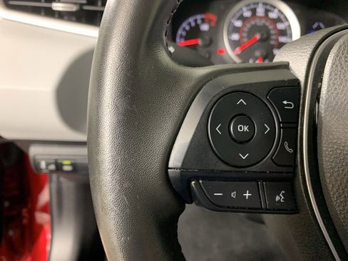 Used 2022 Toyota Corolla SE image 19