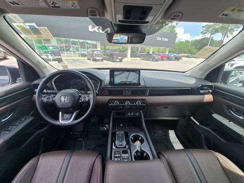 Used 2023 Honda Pilot Elite image 16