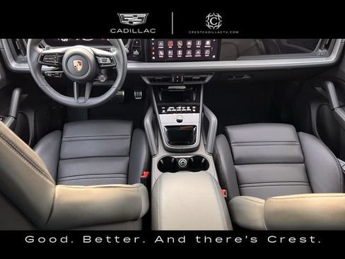 Used 2024 Porsche Cayenne S AWD/4WD image 9