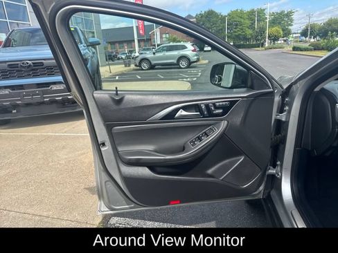Used 2019 INFINITI QX30 AWD w/ Navigation Package image 12