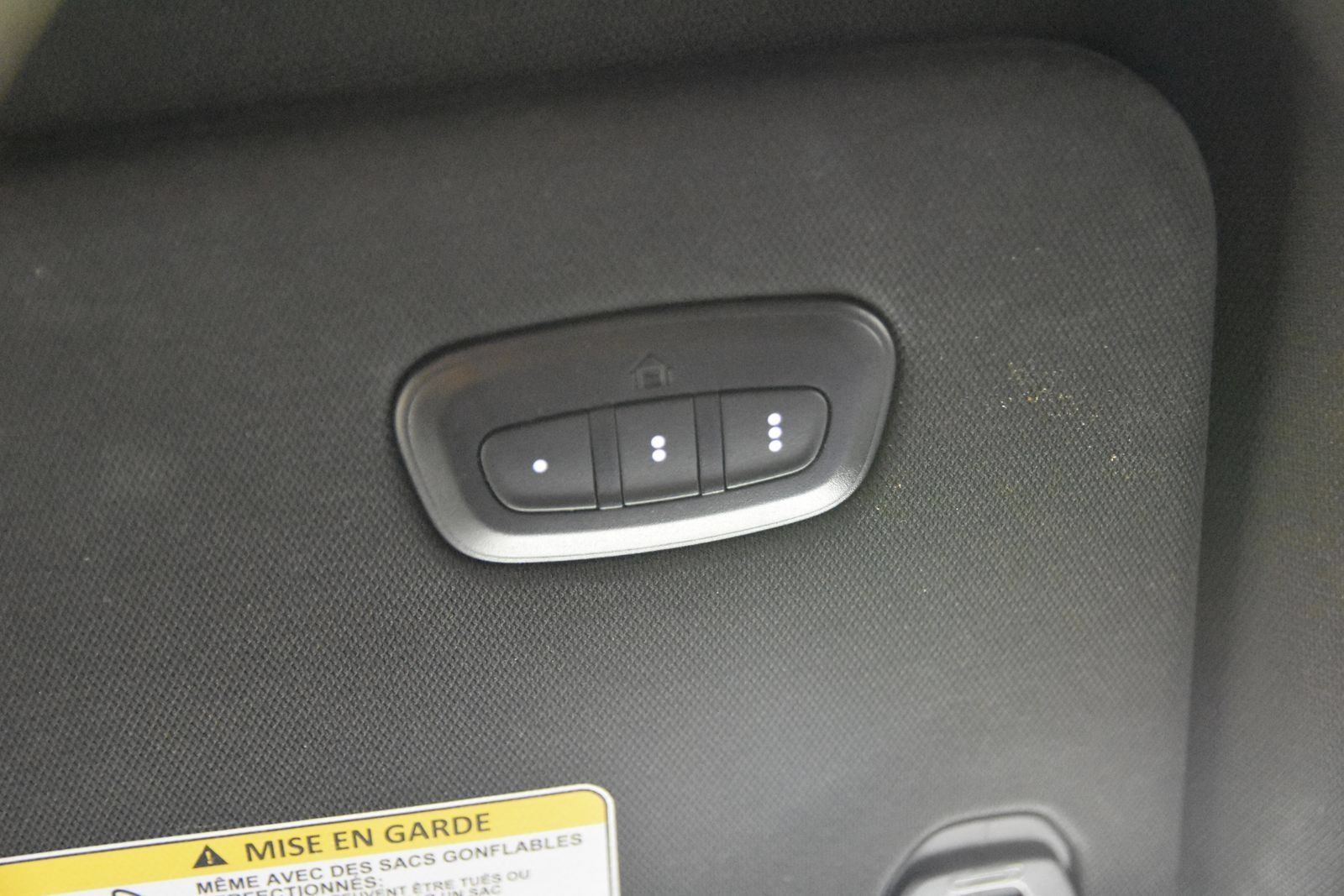 Used 2024 Jeep Wagoneer Series II w/ Flexible Seating Group RWD image 28