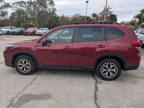 Certified 2023 Subaru Forester Premium image 7