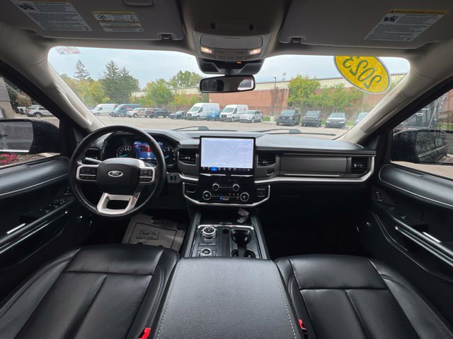 Used 2023 Ford Expedition XLT AWD/4WD image 22