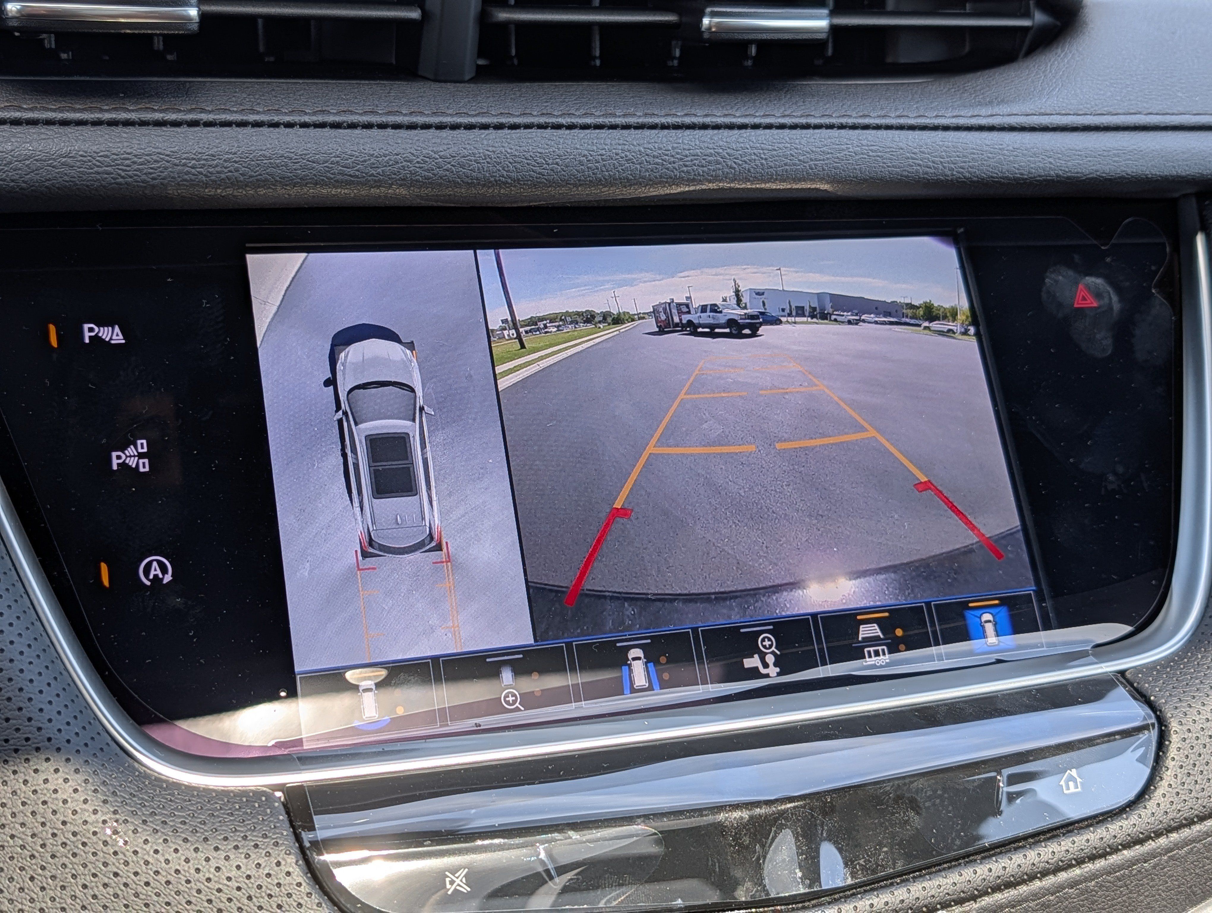 New 2026 Cadillac XT5 Sportv w/ LPO, Onyx Lite Package AWD/4WD image 27