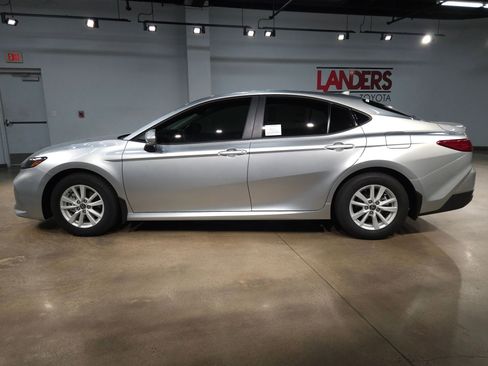 New 2026 Toyota Camry LE FWD image 4