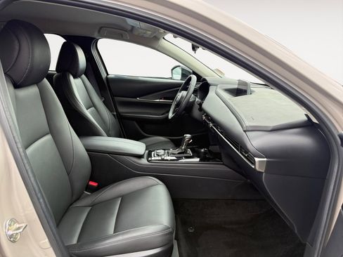 Certified 2024 MAZDA CX-30 AWD 2.5 S w/ Select Sport Pkg image 19