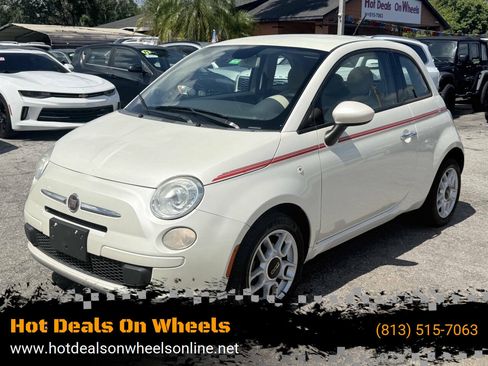 Used 2013 FIAT 500 Pop FWD image 1